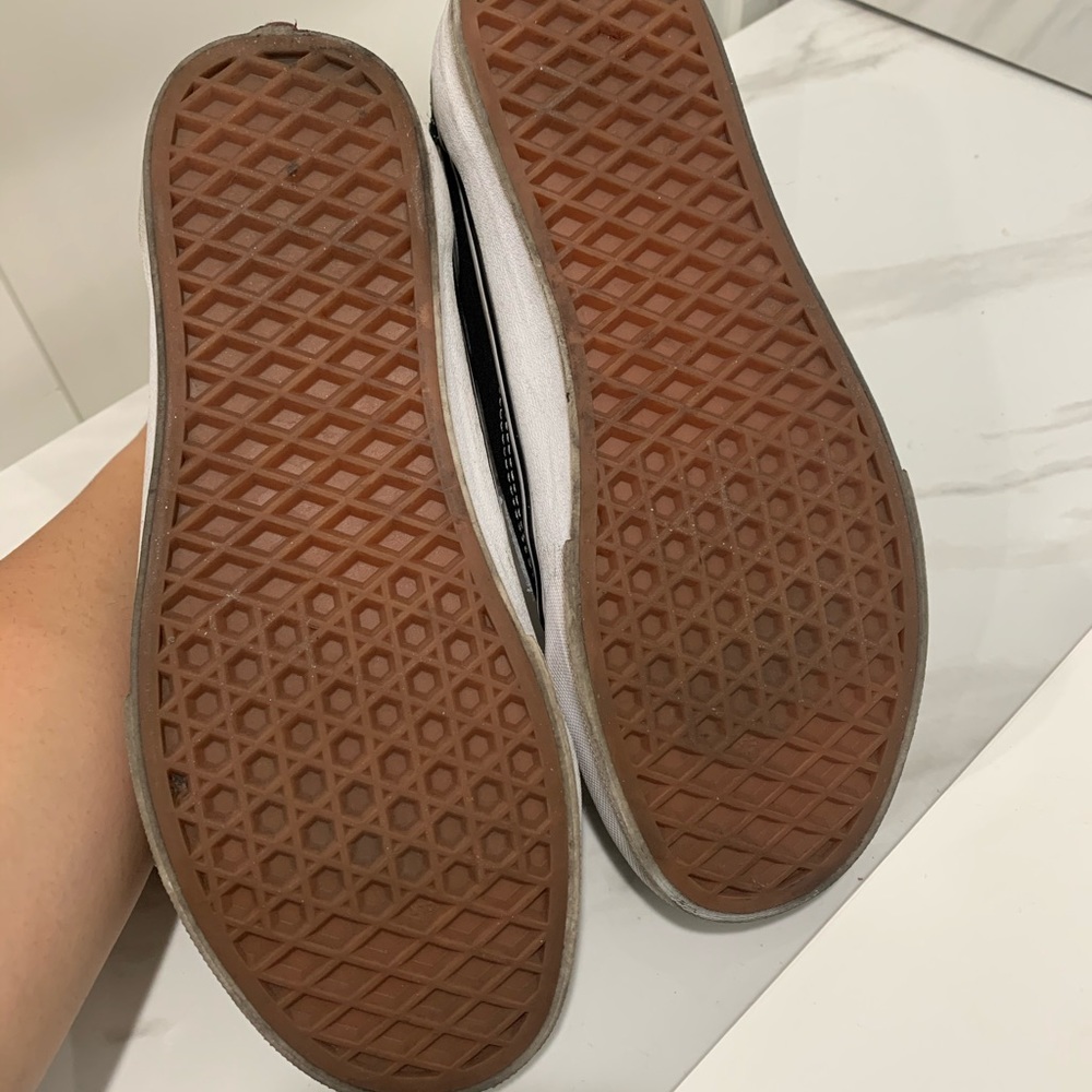 Vans - Picture 3 of 3